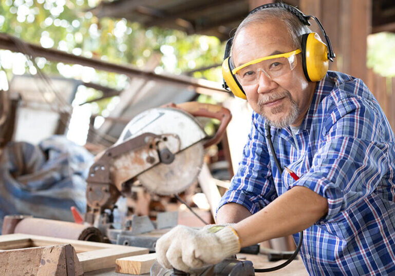 man goes back to work after initially retiring